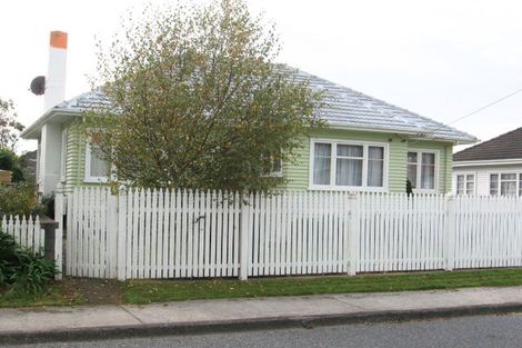 Photo of property in 30 Brasell Street, Fairfield, Lower Hutt, 5011