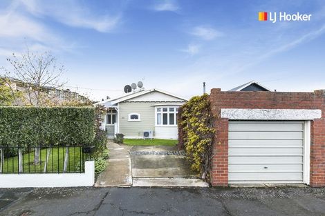 Photo of property in 376 Bay View Road, Saint Clair, Dunedin, 9012