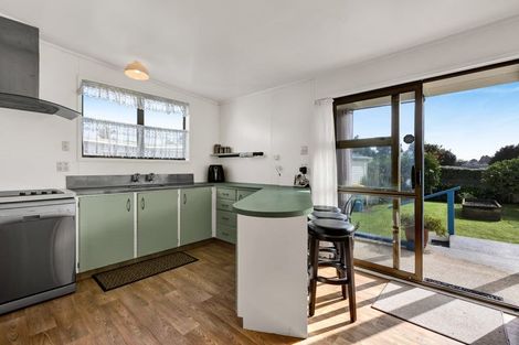 Photo of property in 12 Wicksteed Street, Vogeltown, New Plymouth, 4310