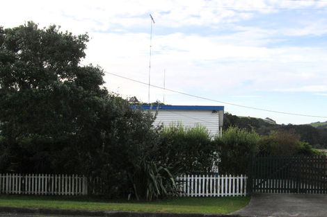 Photo of property in 23 Harbour View Road, Leigh, 0985