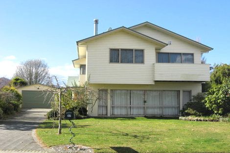 Photo of property in 37 Nisbet Terrace, Kinloch, Taupo, 3377
