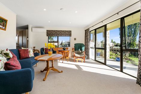 Photo of property in 14 Conrad Place, Leamington, Cambridge, 3432