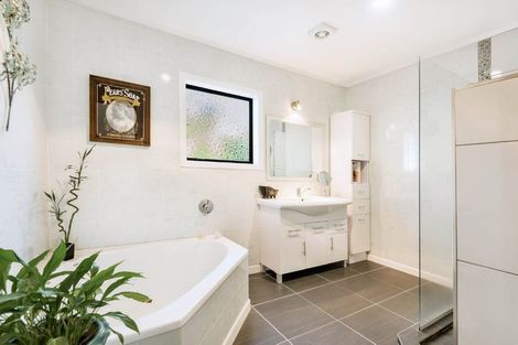 Photo of property in 490 Fitzgerald Road, Drury, 2577