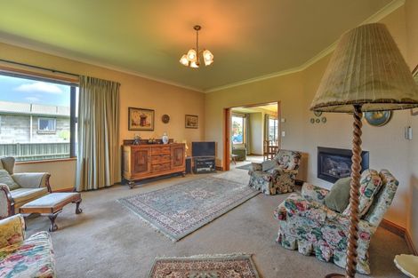 Photo of property in 12 Crombie Street, Gore, 9710