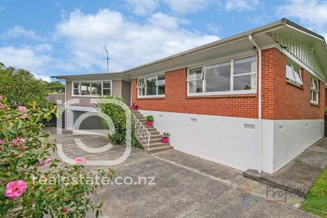Photo of property in 7 Iorangi Place, Hillpark, Auckland, 2102