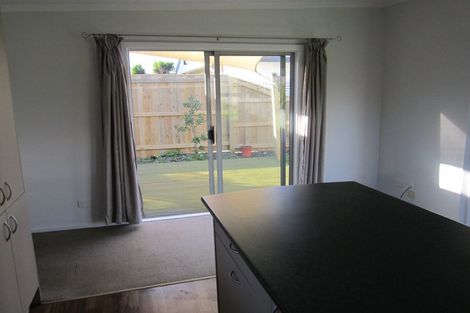 Photo of property in 89 Moana Street, Otaki Beach, Otaki, 5512