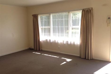 Photo of property in 2/60 Moana Avenue, One Tree Hill, Auckland, 1061