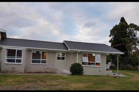 Photo of property in 68 Grove Road, Papakura, 2110