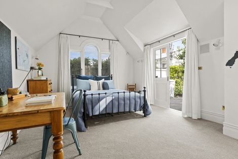 Photo of property in 7 King Edward Parade, Devonport, Auckland, 0624