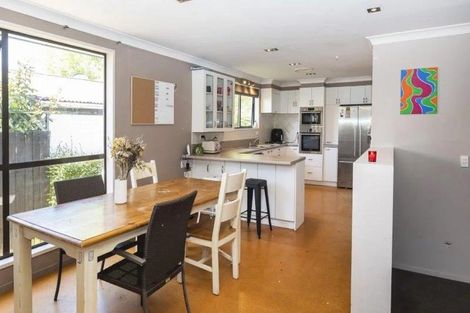 Photo of property in 52 Parkstone Avenue, Ilam, Christchurch, 8041