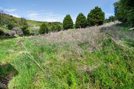 Photo of property in 16 Webster Place, Picton, 7220