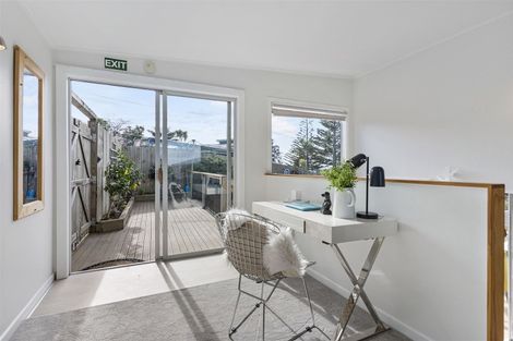 Photo of property in 149 Sandspit Road, Shelly Park, Auckland, 2014