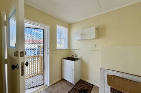 Photo of property in 2/10 Taka Street, Takanini, 2112