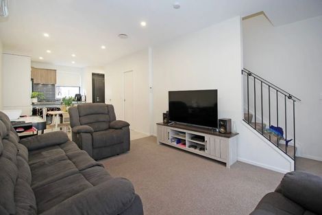 Photo of property in 10 Paterae Lane, Flat Bush, Auckland, 2019