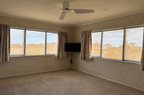 Photo of property in 1 Hinton Place, Pyes Pa, Tauranga, 3112