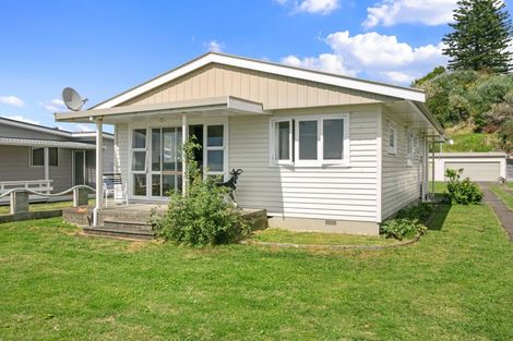 Photo of property in 24 Esplanade Road, Tahawai, Katikati, 3170