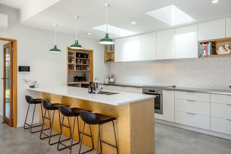 Photo of property in 68 Kuratawhiti Street, Greytown, 5712