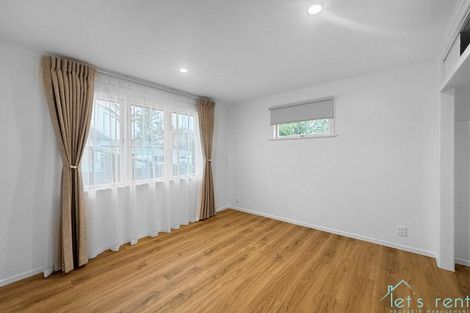 Photo of property in 11 Esmeralda Avenue, Avondale, Auckland, 1026