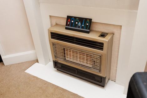 Photo of property in 37 Bryant Street, Takaro, Palmerston North, 4412