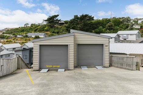 Photo of property in 61 Glanmire Road, Newlands, Wellington, 6037