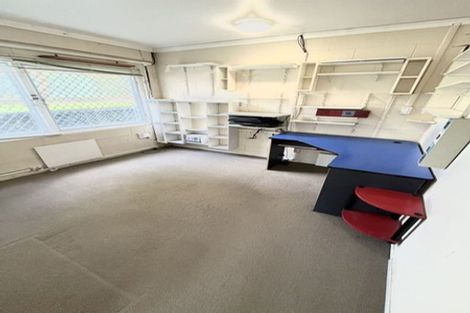 Photo of property in 27 Mirrabooka Avenue, Botany Downs, Auckland, 2010