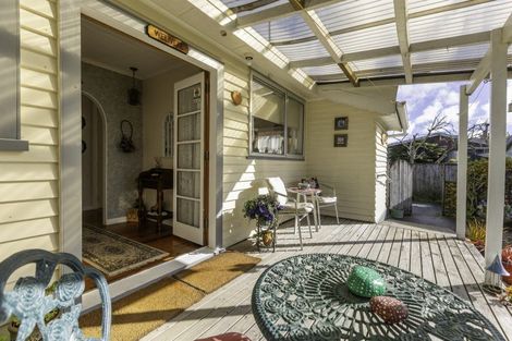 Photo of property in 120 Browne Street, Waitara, 4320