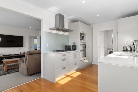 Photo of property in 3b Glenfield Place, Brookfield, Tauranga, 3110