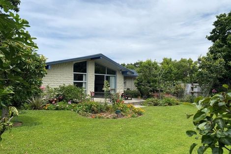 Photo of property in 2 Sunbelt Crescent, Takaka, 7110