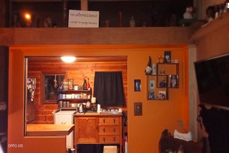 Photo of property in 1 Tramway Street, Ross, 7812