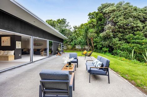 Photo of property in 72e Wairau Road, Oakura, 4314