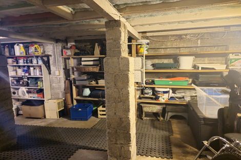 Photo of property in 12a Seaview Road, Otumoetai, Tauranga, 3110