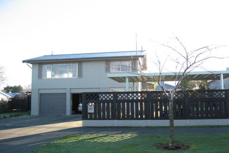 Photo of property in 82 Newcastle Street, Windsor, Invercargill, 9810
