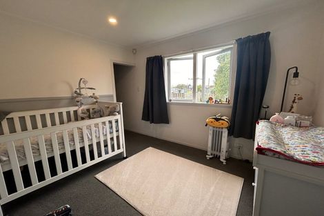 Photo of property in 53 Phillips Street, Sanson, 4817