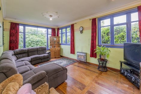 Photo of property in 27 Salisbury Street, Levin, 5510