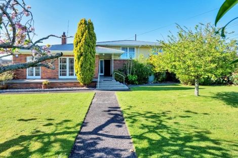 Photo of property in 69 Willis Road, Papakura, 2110