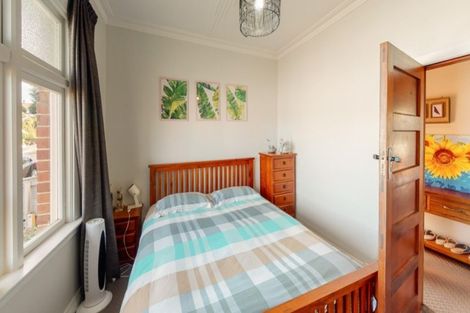 Photo of property in 25 Forbes Street, Balaclava, Dunedin, 9011