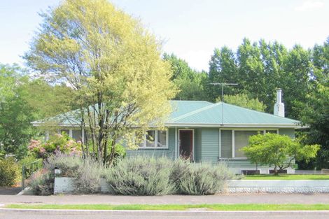 Photo of property in 3 Hakiaha St (state Highway 4), Taumarunui, 3920