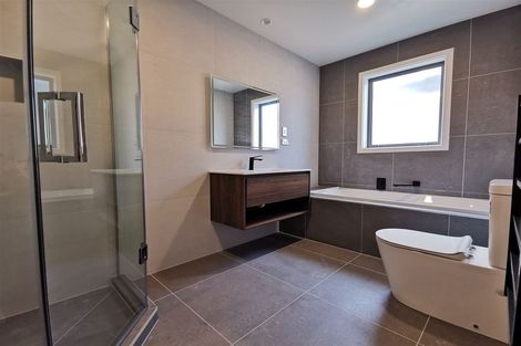 Photo of property in 24 Tarras Road, Kumeu, 0810