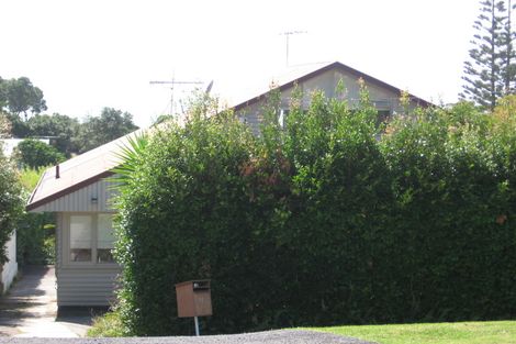 Photo of property in 89 Churchill Road, Murrays Bay, Auckland, 0630