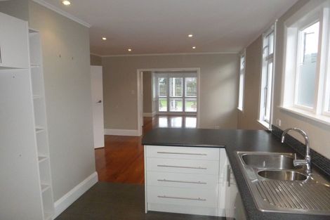 Photo of property in 160 Kings Crescent, Hutt Central, Lower Hutt, 5010