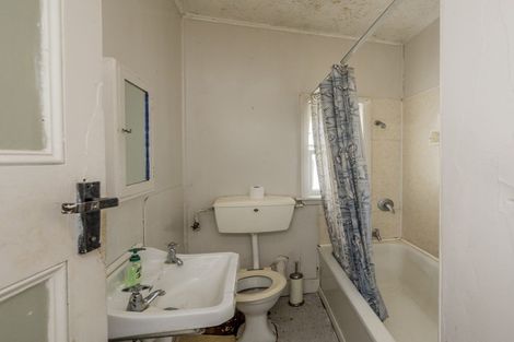 Photo of property in 16 Wilton Street, Levin, 5510