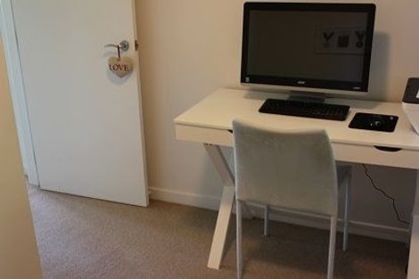 Photo of property in 36a Sutherland Crescent, Melrose, Wellington, 6023