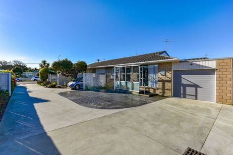 Photo of property in 2/117 Beresford Street, New Brighton, Christchurch, 8061
