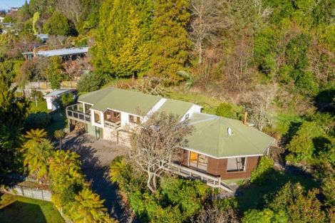 Photo of property in 11 Cherry Lane, Acacia Bay, Taupo, 3330