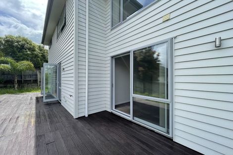 Photo of property in 13 Pin Oak Drive, Schnapper Rock, Auckland, 0632