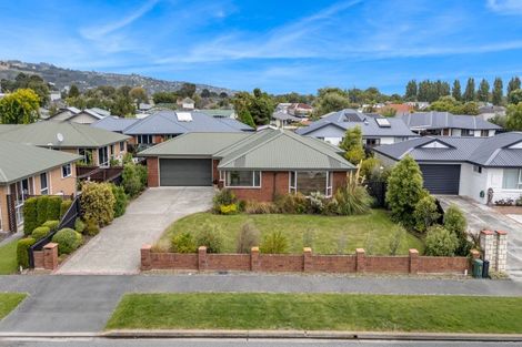 Photo of property in 16 Thistledown Place, Woolston, Christchurch, 8062