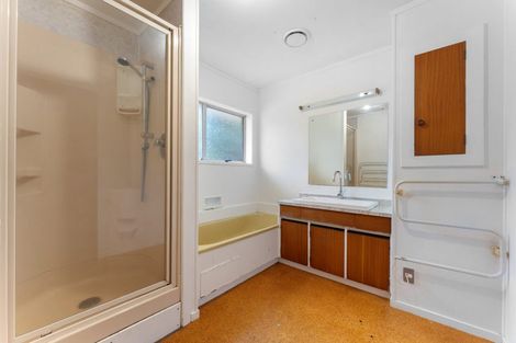 Photo of property in 8 Mcdowell Crescent, Hillcrest, Auckland, 0627