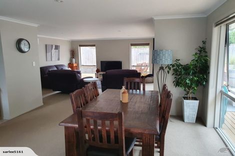 Photo of property in 22 Butterworth Crescent, Papamoa Beach, Papamoa, 3118