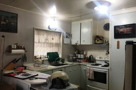 Photo of property in 8a Kupe Drive, Carterton, 5713