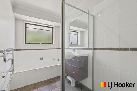 Photo of property in 33 Parkhaven Drive, Rosehill, Papakura, 2113